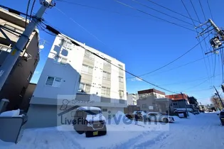 北海道札幌市白石区栄通8【マンション】の外観