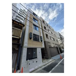 東京都中央区新富1【アパート】の外観