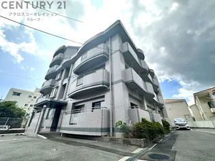 ファミール根津の画像