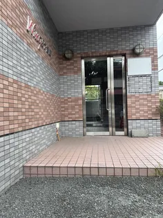 ウイングス7番館【1階】の外観