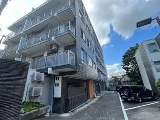 四谷グリーンマンションの外観