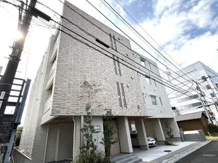 ラ・ルーム厚木町【1階】の外観