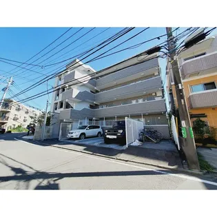 ヒルズ青山【3階】の外観