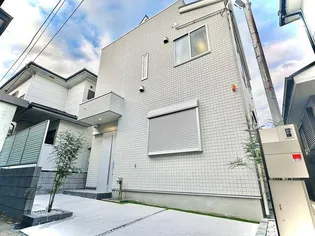 神奈川県横浜市西区東久保町【一戸建】の外観