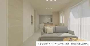 グランド ソレイユ B【1階】の居間