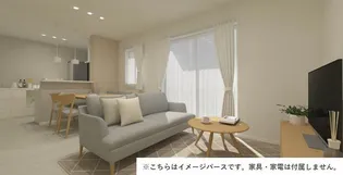 グランド ソレイユ B【1階】の居間