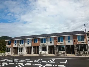 新潟県村上市塩町【アパート】の外観