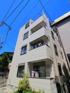 Berry Clover Residence【3階】の外観