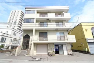 パークサイドふる里【4階】の外観