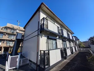 ジュネスアーバン【1階】の外観