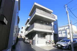 ルマタン【2階】の外観