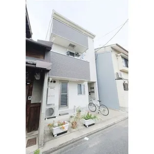 イーバ【3階】の外観