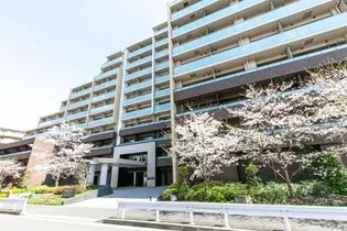 パークアクシス池田山【5階】の外観