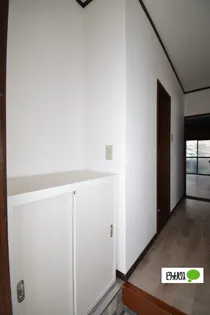 ニューハイツグランドール【1階】の玄関