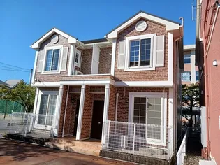 サンリット・ヴィラ・イーストD【1階】の外観