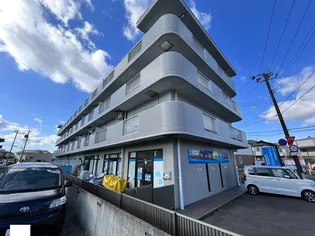 メゾン・ド・エトワール【1階】の外観