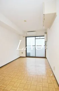 メゾン・ド・ネージュ【2階】の居間