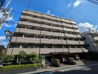 ルーブル世田谷【3階】の外観