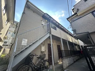 フラットクラレッジ【2階】の外観