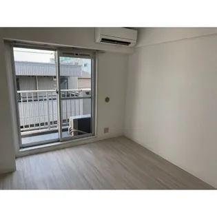 クリオ石川台壱番館【4階】の居間