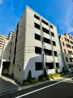 ラクラス四谷三丁目【3階】の外観
