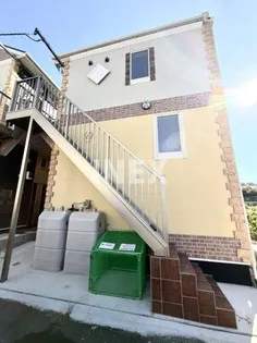 神奈川県横浜市磯子区上中里町【アパート】の外観