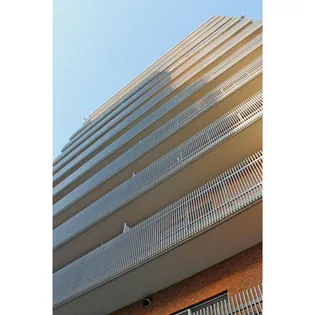 ライオンズマンション日本橋【8階】の外観