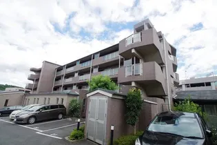 エスボヌールの外観