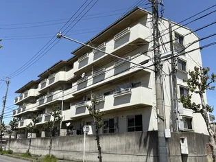 ホワイトピア江島台【3階】の外観