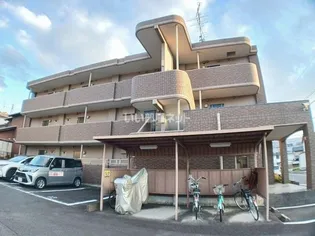 サプリーム苧ヶ瀬【1階】の外観