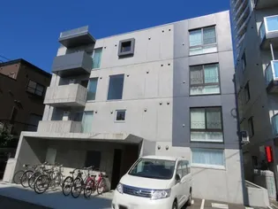 ラヴェーラ円山鳥居前【4階】の外観