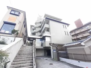 奈良県奈良市あやめ池北3【マンション】の外観