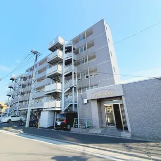 グランドール井上【4階】の外観