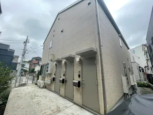 東京都新宿区須賀町【アパート】の外観