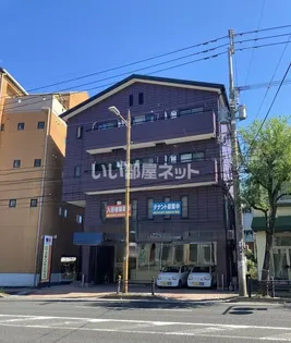 地所ビルの画像