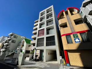 ル セラヴィの画像