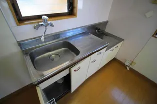 ピュアハイツ【2階】のキッチン