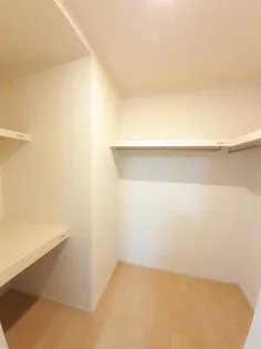 ニコ ヴィラージュB【1階】の内装