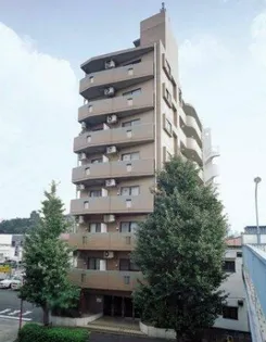 レジデンス三軒茶屋スクエア【1階】の外観