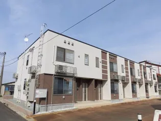 秋田県湯沢市成沢字上堤【アパート】の外観