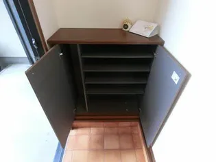 ベルサイド【1階】の玄関