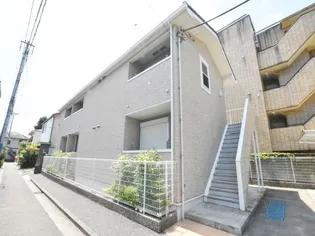 T・F フラッツ【2階】の外観