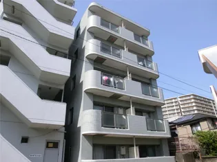 ラ ファミーユの画像