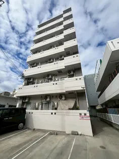 プルミエール牧港【4階】の外観