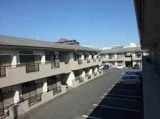 瀬尾ハイツ C棟【1階】の外観