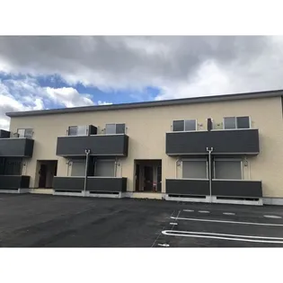 ラヴニール【1階】の外観