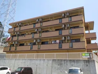 アン リビエールの画像