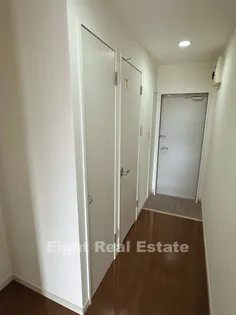 ISLAND 遥 B【2階】の玄関