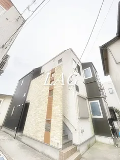 Celeste 中野坂上【1階】の外観