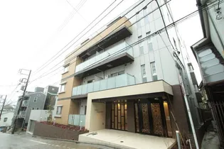 東京都渋谷区上原1【マンション】の外観